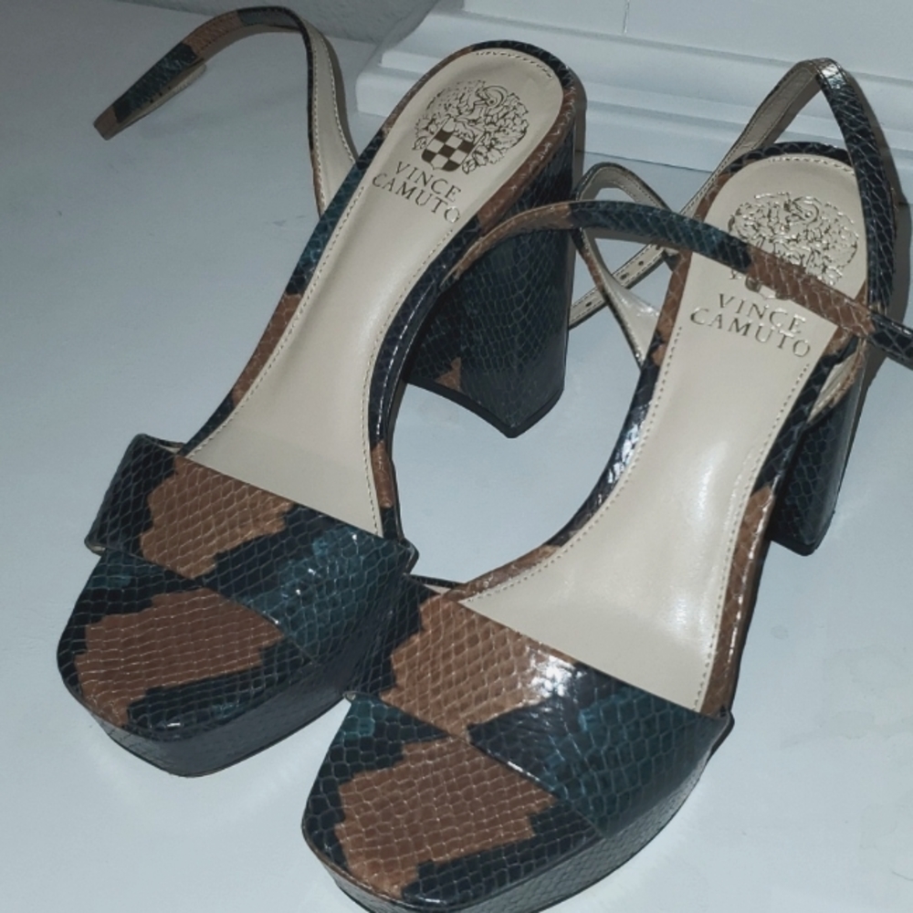 Women shoe VINCE CAMUTO